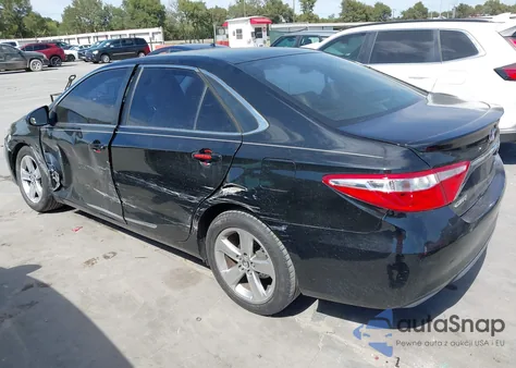 2015 Toyota Camry Se z USA, uszkodzony, nr VIN 4T1BF1FK1FU031079